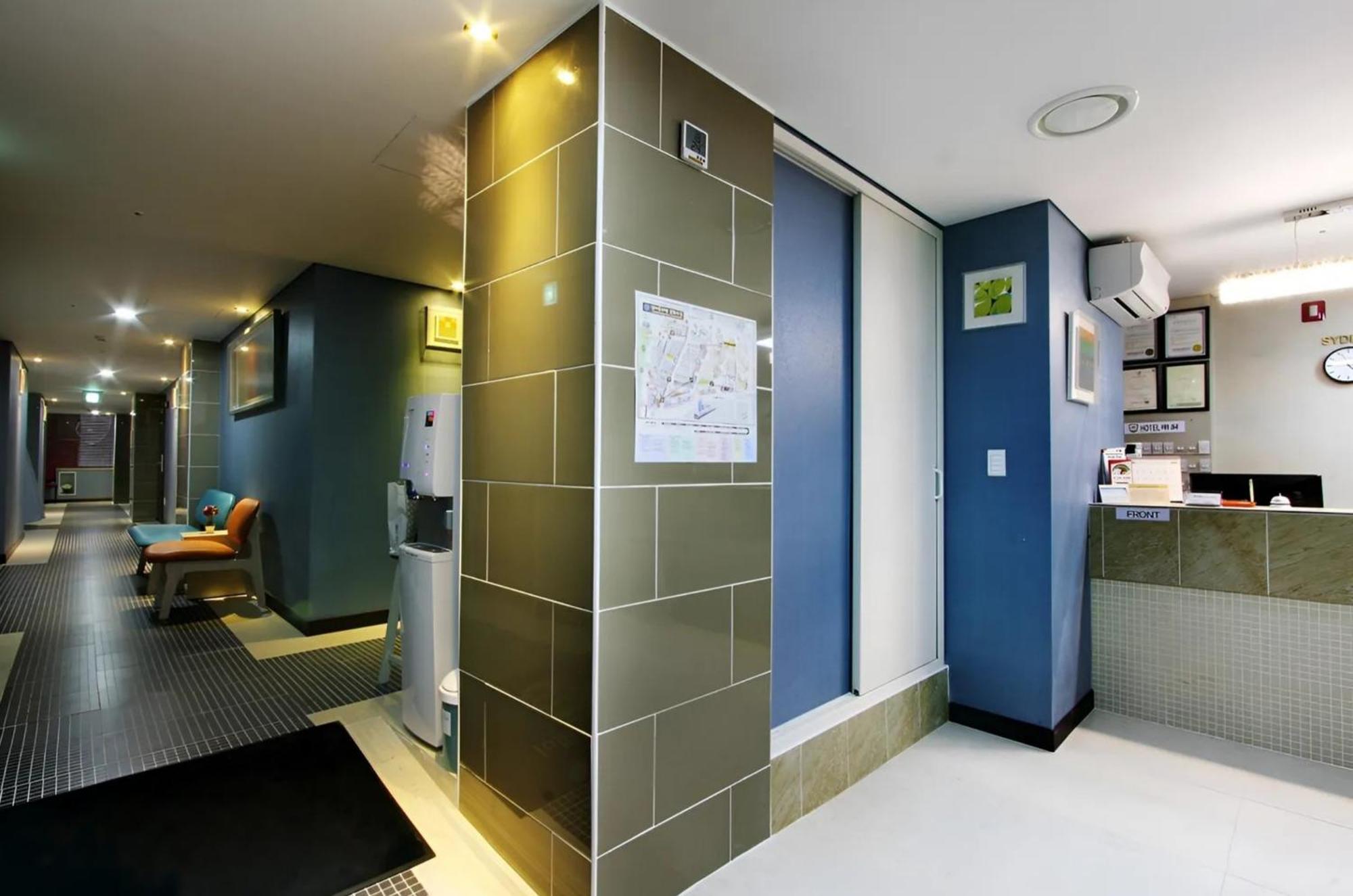 Hotel Myeongdong Seoul Exterior photo