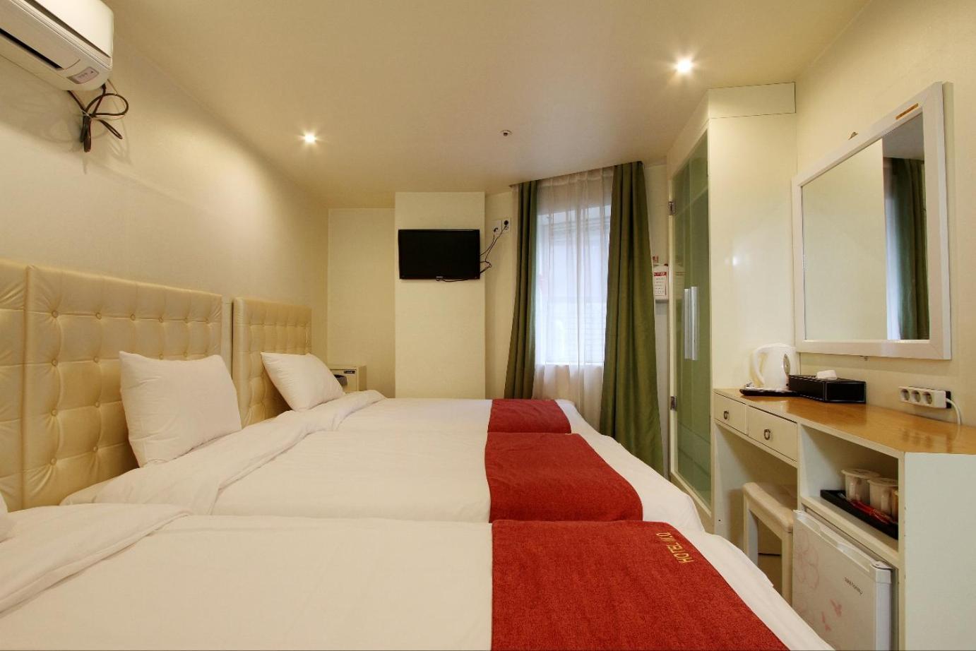 Hotel Myeongdong Seoul Exterior photo